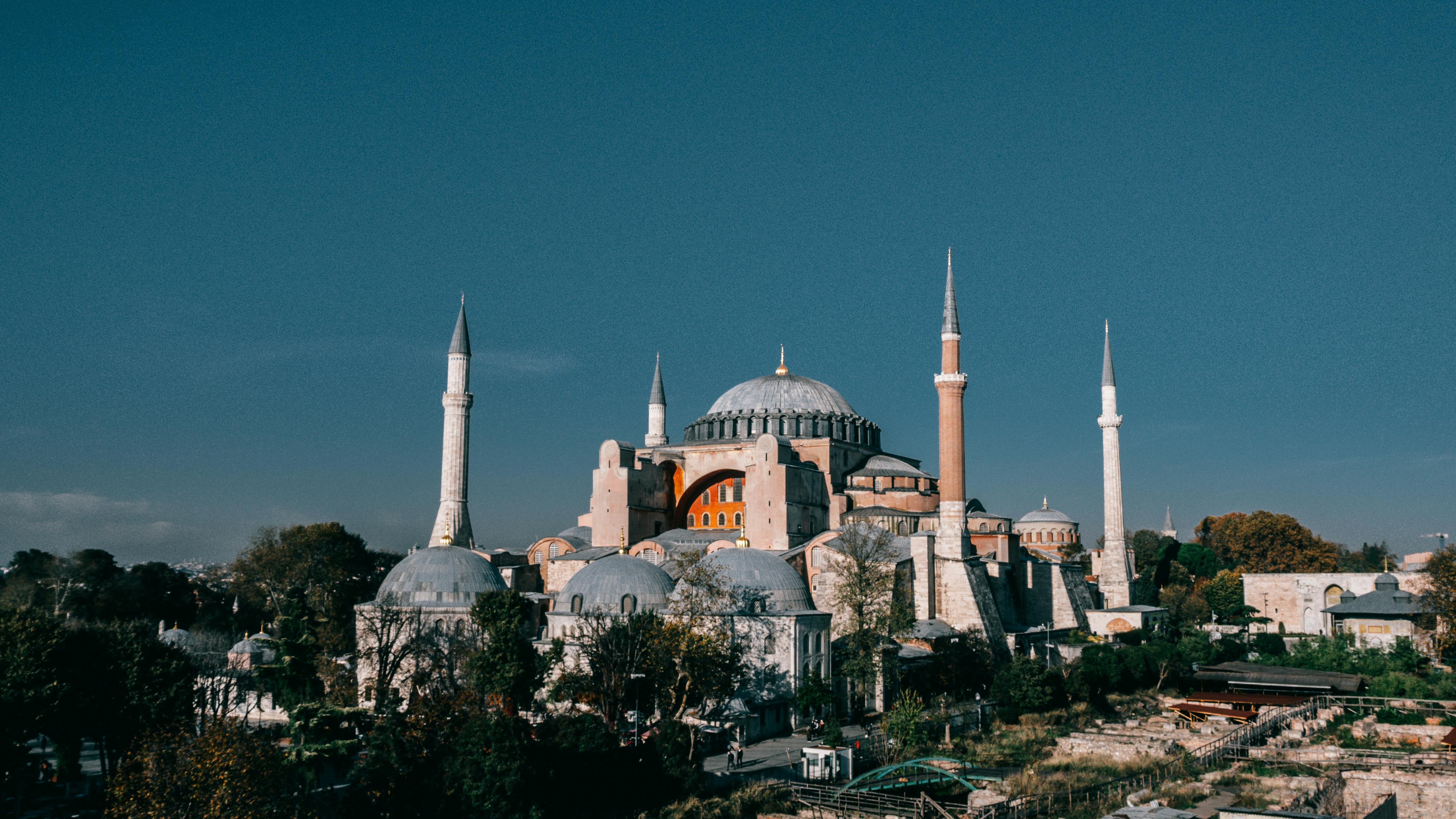 Istanbul: A City on Two Continents
